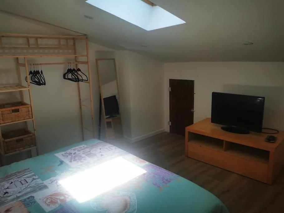 Appartement Avec Terrasse Saint-Martin-de-Brômes Exteriér fotografie
