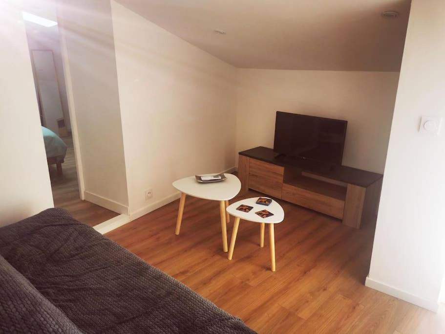 Appartement Avec Terrasse Saint-Martin-de-Brômes Exteriér fotografie